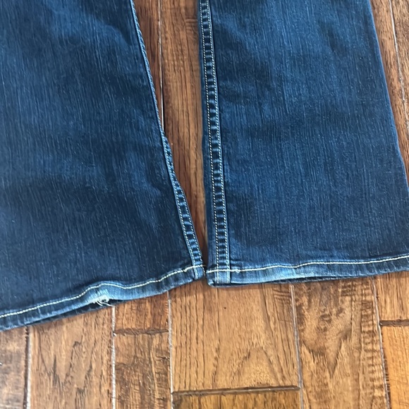 BKE Jeans - Picture 6 of 7